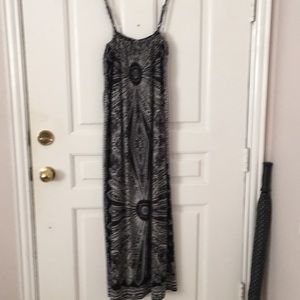 Smocked Maxi Dress- Size XL Black /Gray Print.  C